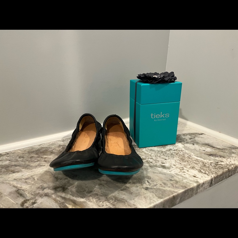 Tieks, black